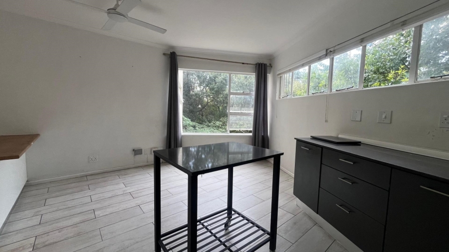 1 Bedroom Property for Sale in Tamboerskloof Western Cape